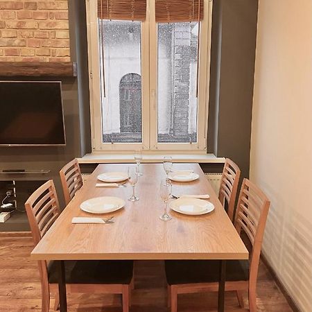 2-Room Apartment In The City Center Poznan Exterior photo
